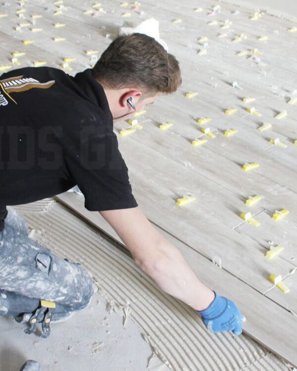 أفضل أنواع الأرضيات والأسقف لتشطيبات عصرية تدوم طويلاً!